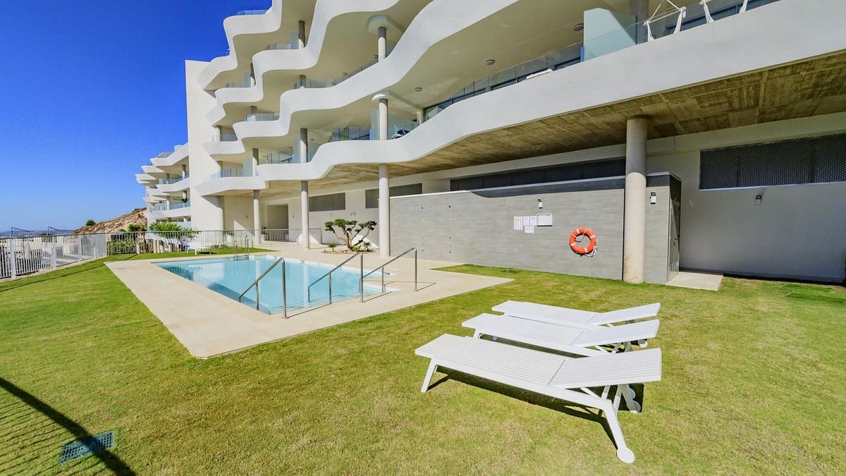 3 soveværelse Penthouse til salg i Benalmadena med swimmingpool garage - € 1.095.000 (Ref: 9540516)