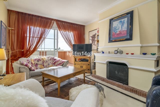 3 chambre Penthouse à vendre à La Dama de Noche - La Alzambra, Marbella avec piscine - 1 150 000 € (Ref: 9540520)