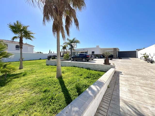 3 makuuhuone Maalaistalo myytävänä paikassa Centro, Estepona - 1 150 000 € (Ref: 9540524)