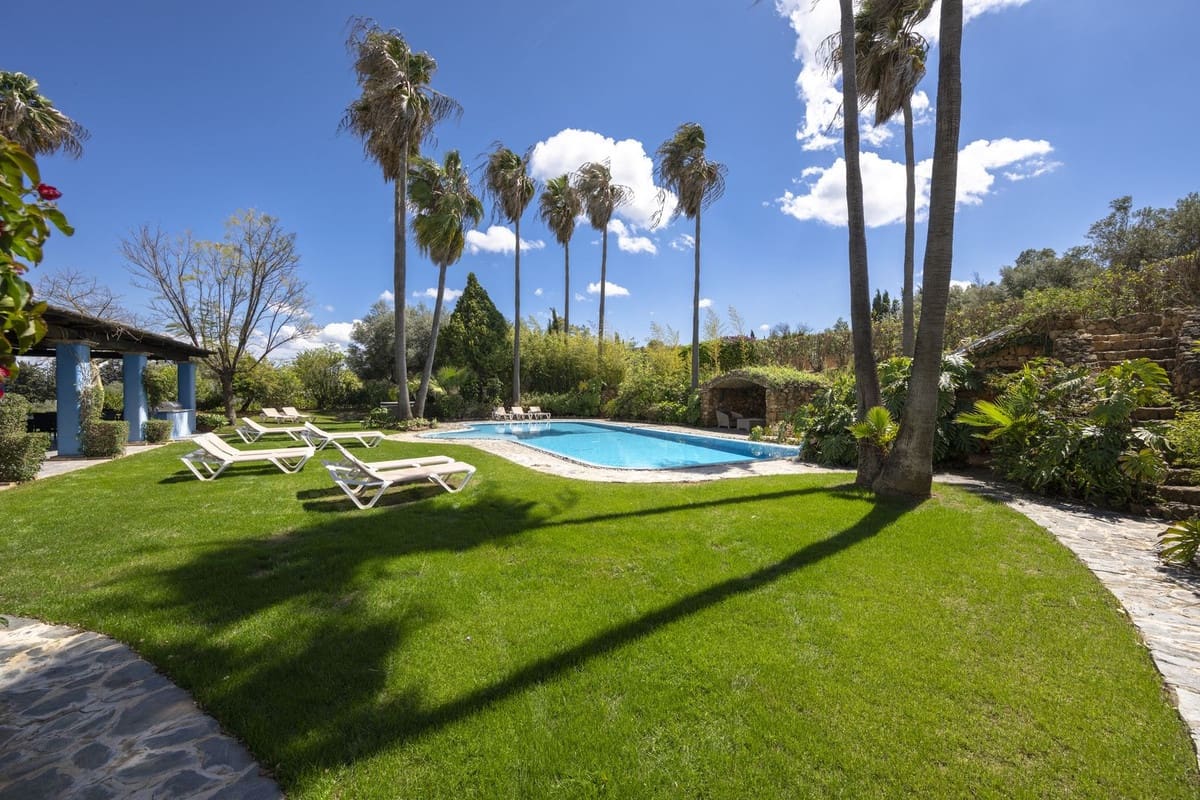 Finca/Casa Rural de 9 habitaciones en Alhaurín el Grande en venta con piscina - 1.150.000 € (Ref: 9540525)