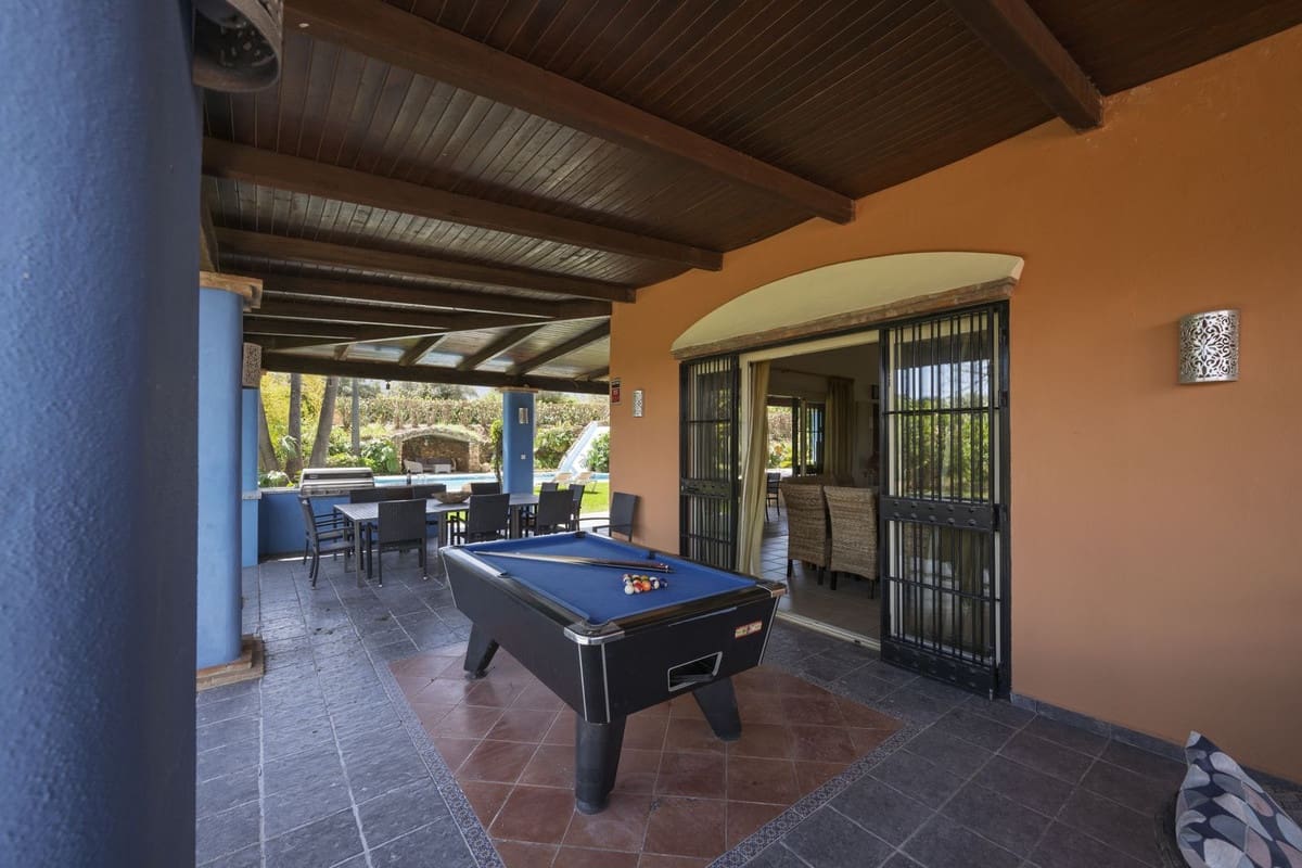 Finca/Casa Rural de 9 habitaciones en Alhaurín el Grande en venta con piscina - 1.150.000 € (Ref: 9540525)