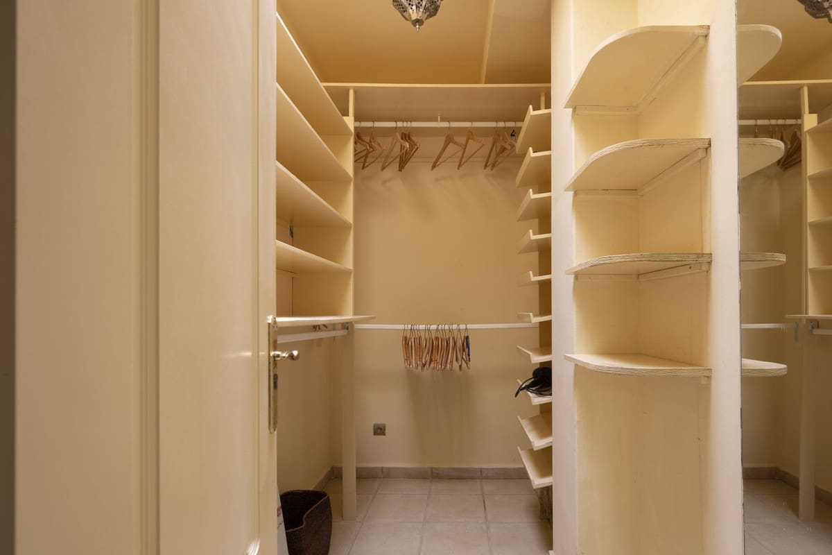 Finca/Casa Rural de 9 habitaciones en Alhaurín el Grande en venta con piscina - 1.150.000 € (Ref: 9540525)