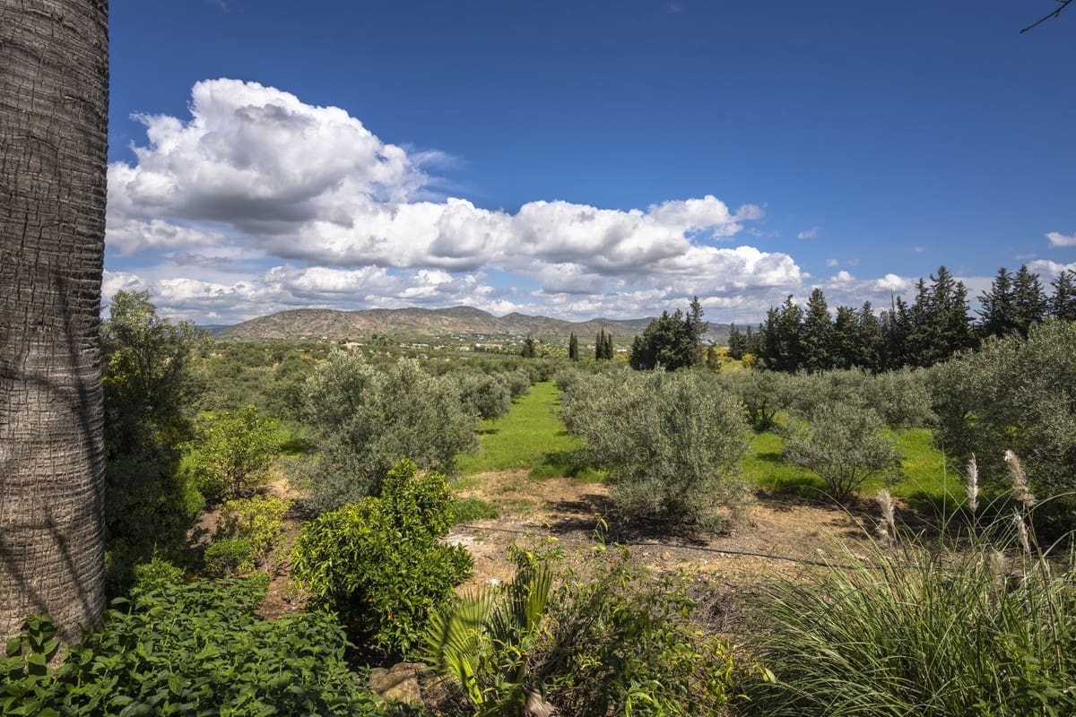 Finca/Casa Rural de 9 habitaciones en Alhaurín el Grande en venta con piscina - 1.150.000 € (Ref: 9540525)