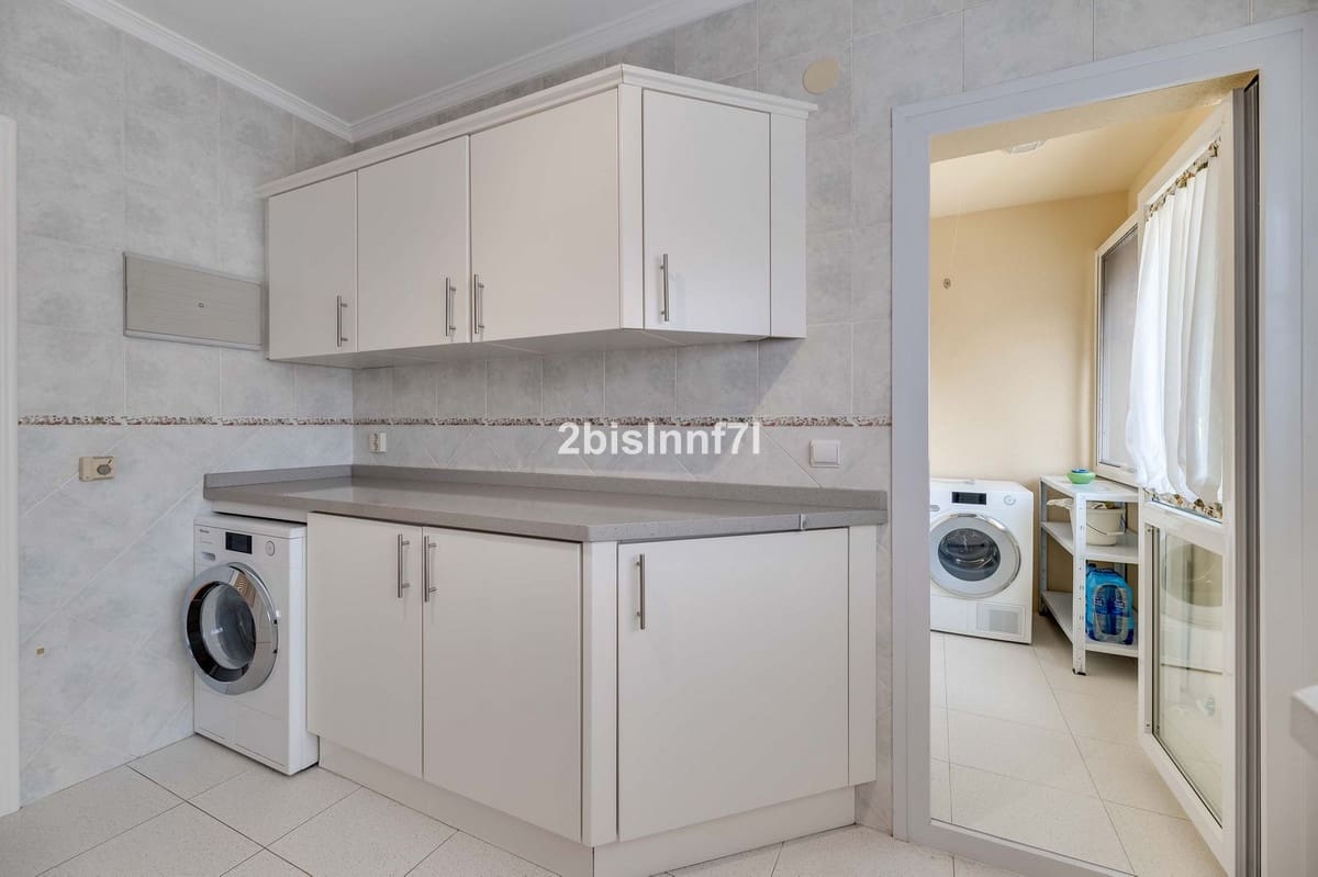 3 sypialnia Penthouse na sprzedaż w Elviria - 1 195 000 € (Ref: 9540529)