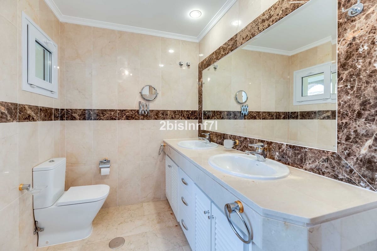 3 sypialnia Penthouse na sprzedaż w Elviria - 1 195 000 € (Ref: 9540529)