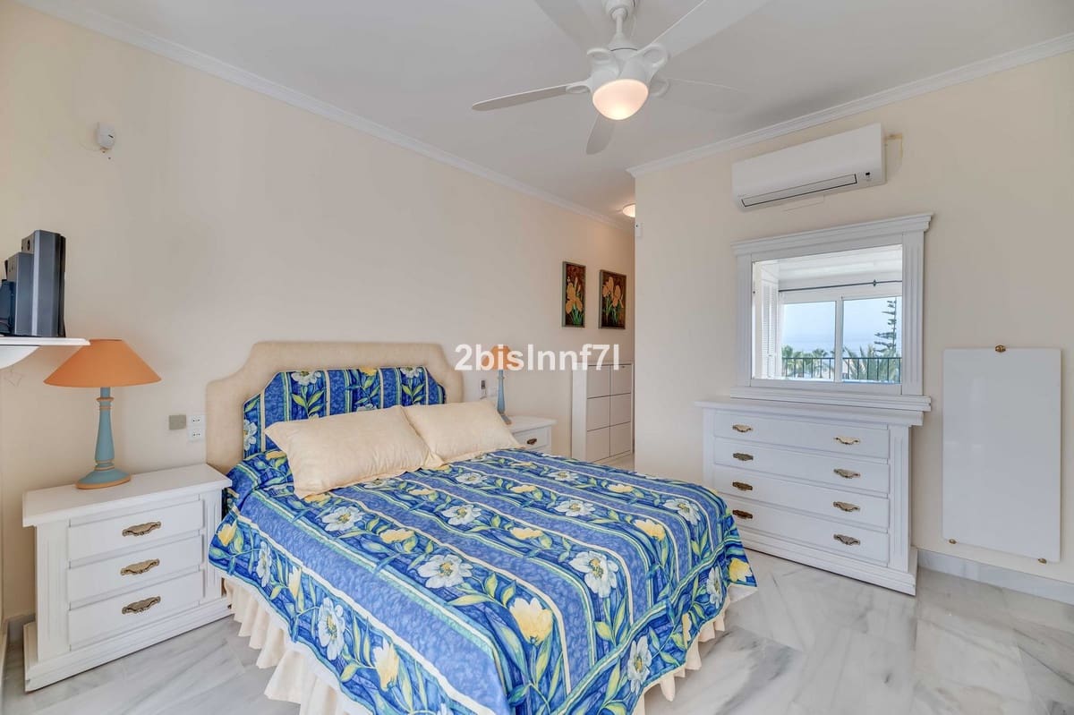 3 sypialnia Penthouse na sprzedaż w Elviria - 1 195 000 € (Ref: 9540529)