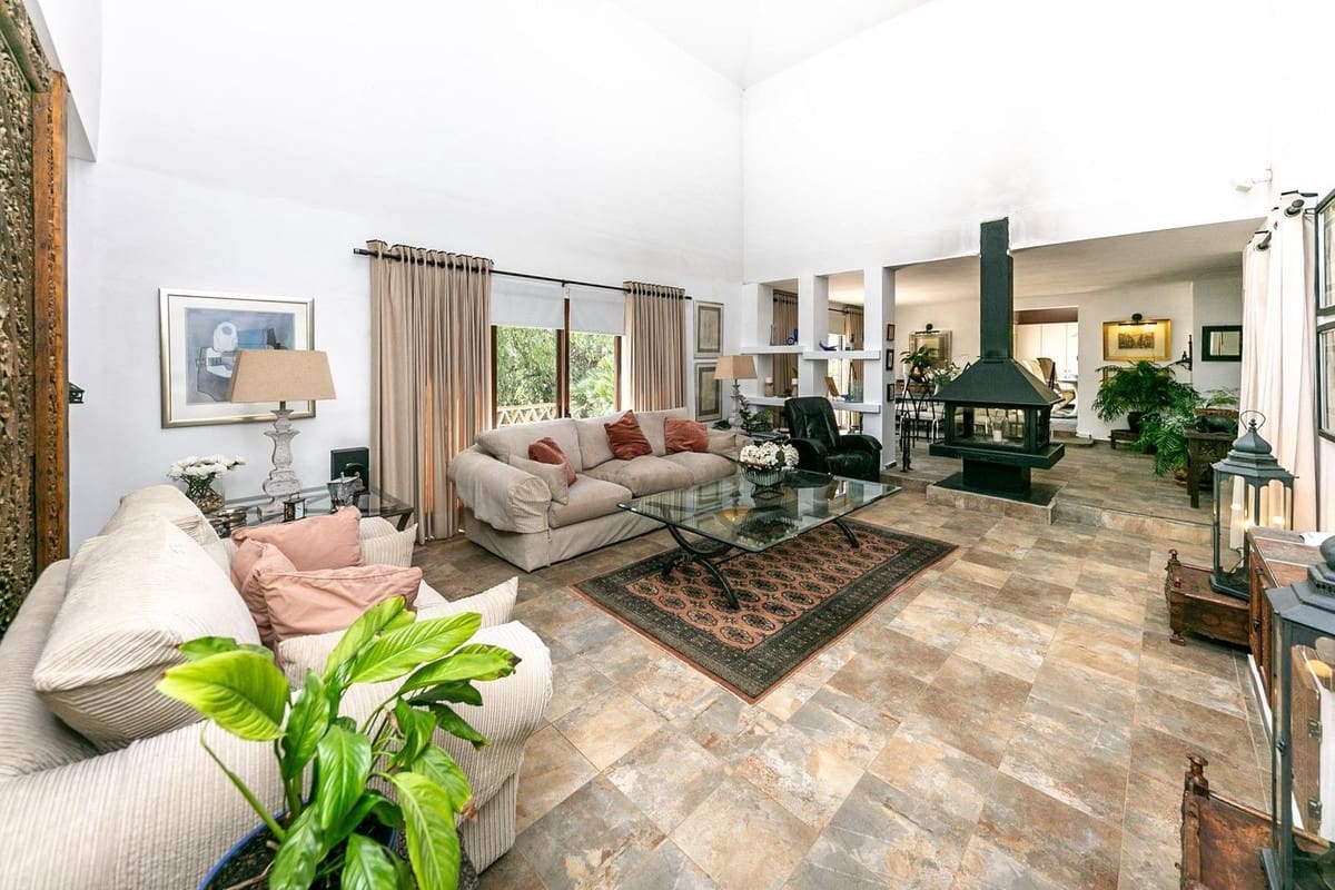 6 sypialnia Finka/Dom wiejski na sprzedaż w Mijas z basenem - 1 195 000 € (Ref: 9540531)