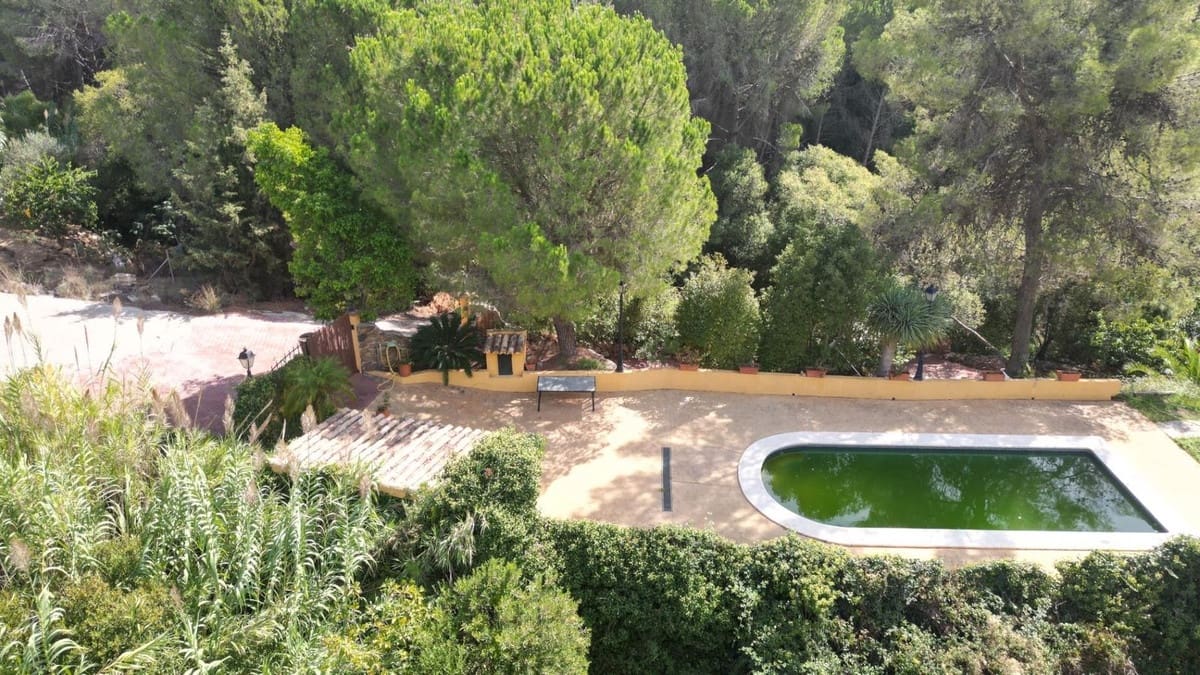 3 sypialnia Finka/Dom wiejski na sprzedaż w Ojen z basenem - 1 198 000 € (Ref: 9540532)