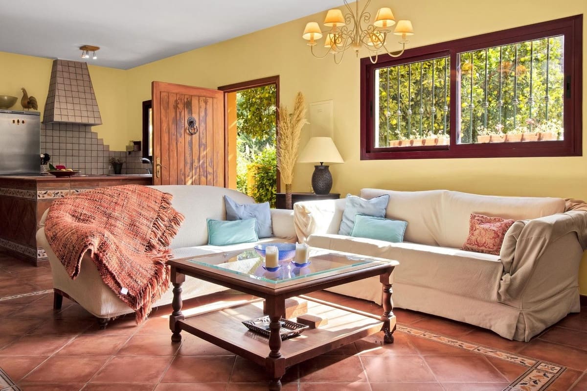 3 sypialnia Finka/Dom wiejski na sprzedaż w Ojen z basenem - 1 198 000 € (Ref: 9540532)