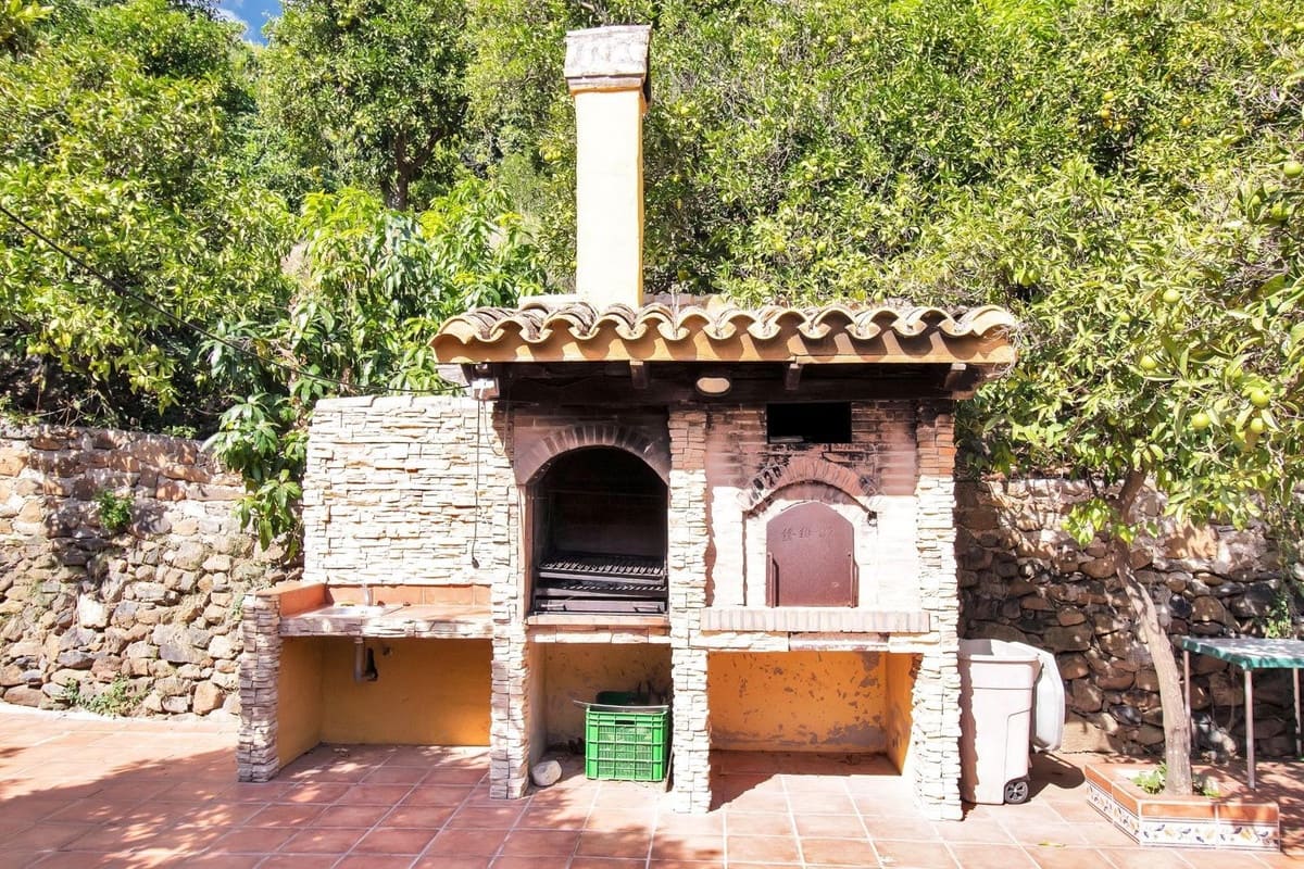 3 sypialnia Finka/Dom wiejski na sprzedaż w Ojen z basenem - 1 198 000 € (Ref: 9540532)