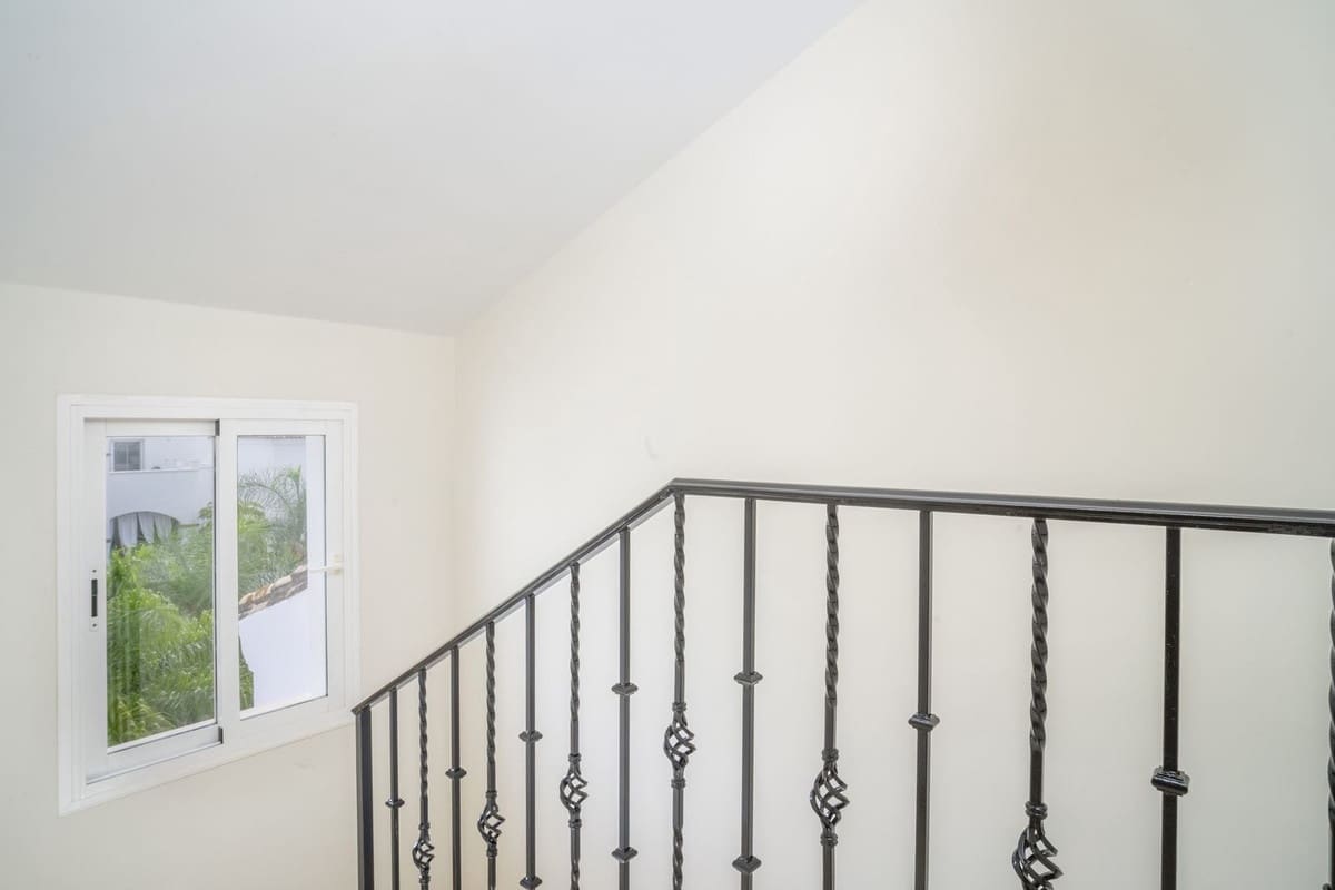 2 chambre Penthouse à vendre à Marbella avec piscine garage - 1 240 000 € (Ref: 9540534)