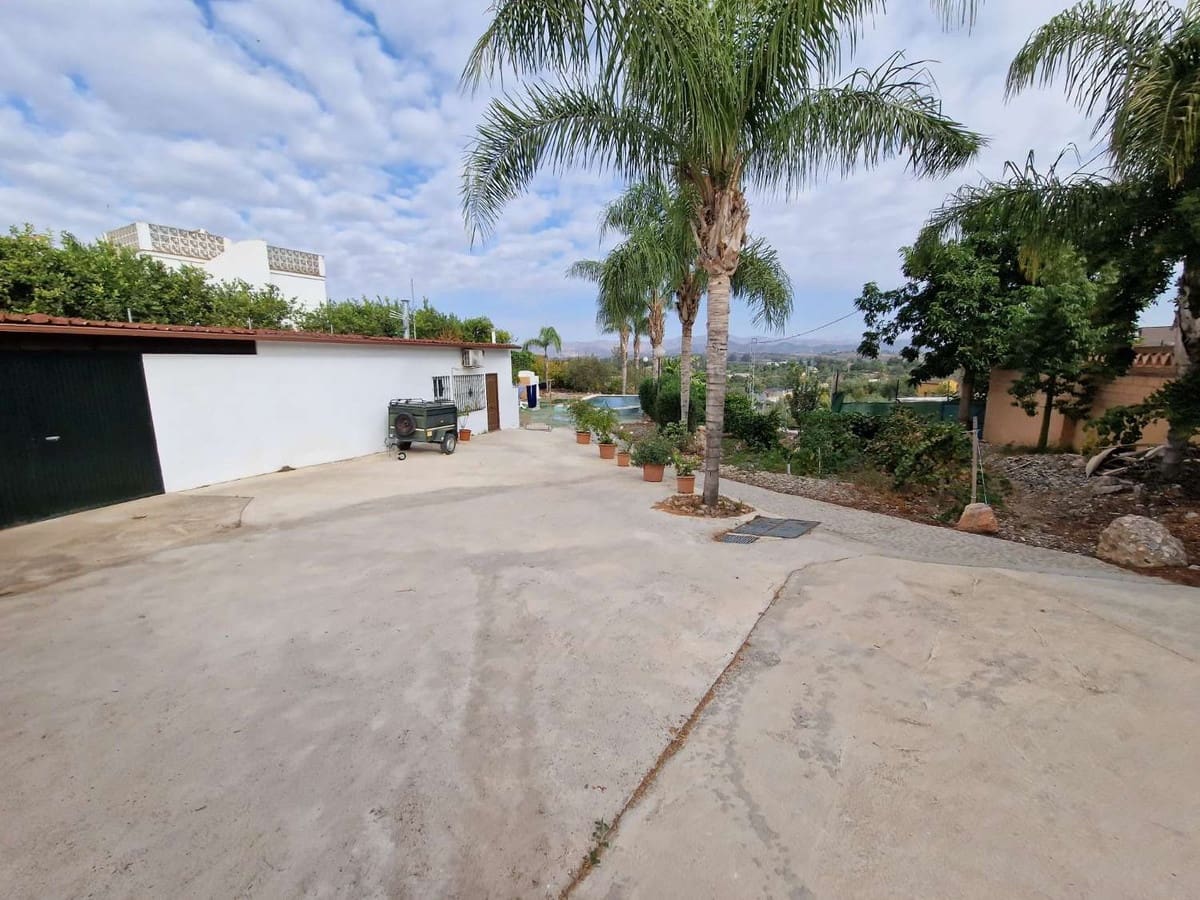 7 sypialnia Finka/Dom wiejski na sprzedaż w Alhaurin de la Torre z garażem - 1 270 000 € (Ref: 9540538)