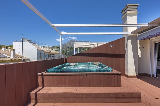4 slaapkamer Penthouse te koop in Golden Mile, Marbella met zwembad garage - € 1.295.000 (Ref: 9540542)