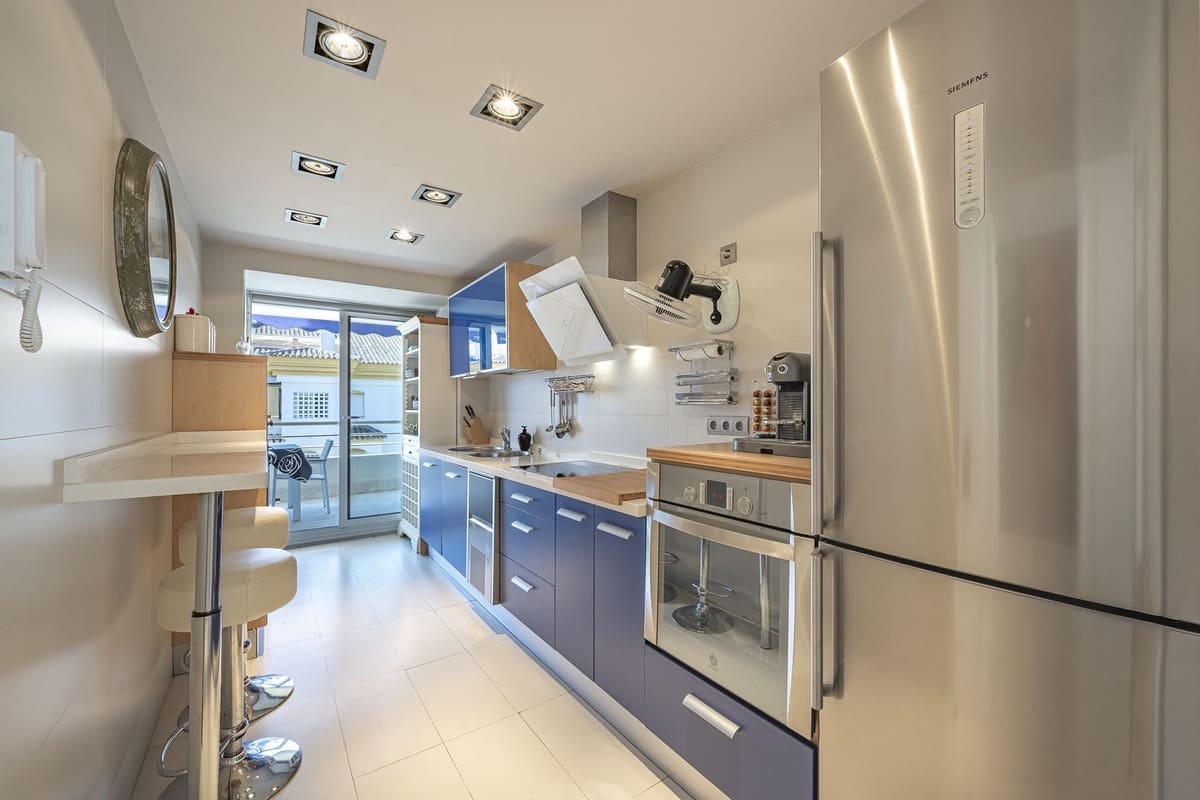 4 slaapkamer Penthouse te koop in Golden Mile met zwembad garage - € 1.295.000 (Ref: 9540542)