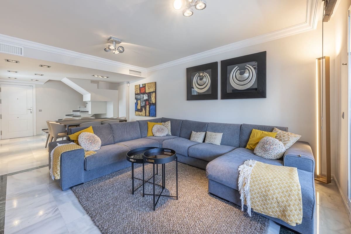 4 slaapkamer Penthouse te koop in Golden Mile met zwembad garage - € 1.295.000 (Ref: 9540542)