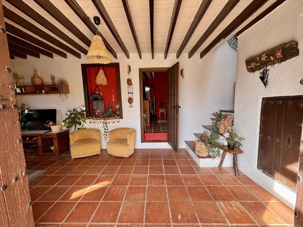 11 bedroom Finca/Country House for sale in Malaga city with pool - € 1,300,000 (Ref: 9540546)