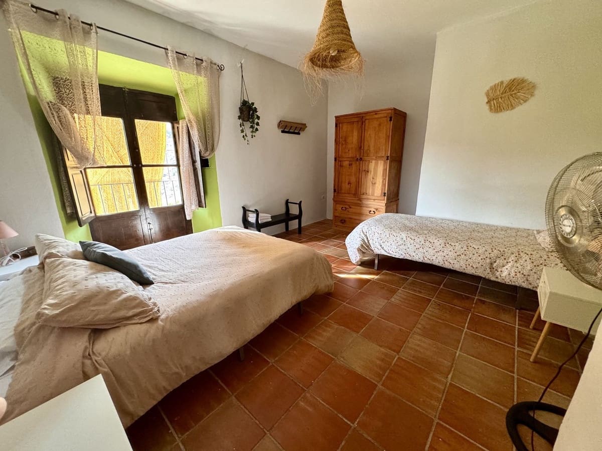 11 bedroom Finca/Country House for sale in Malaga city with pool - € 1,300,000 (Ref: 9540546)