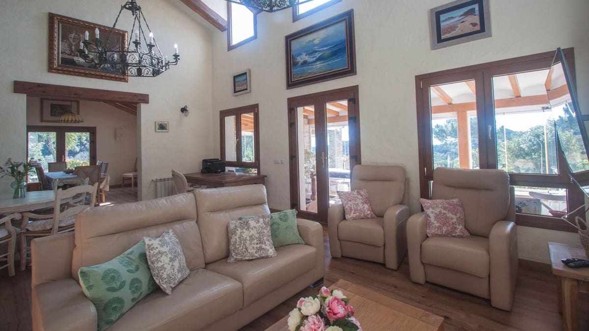 5 chambre Finca/Maison de Campagne à vendre à Casares avec piscine - 1 400 000 € (Ref: 9540554)