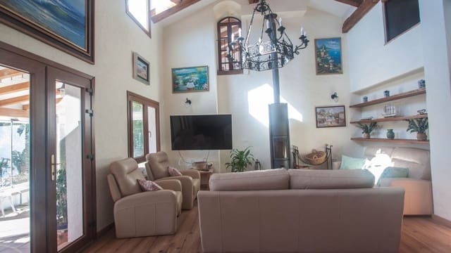 5 slaapkamer Finca/Landhuis te koop in Casares Pueblo, Casares met zwembad - € 1.400.000 (Ref: 9540554)