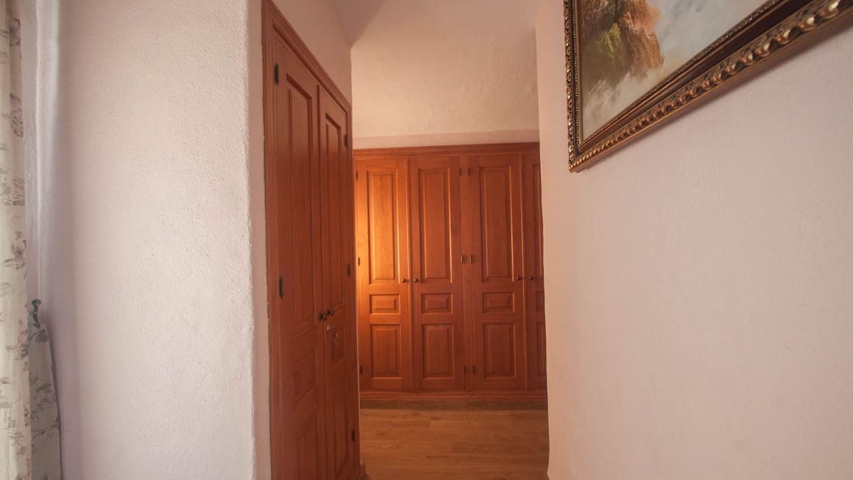 Finca/Casa Rural de 5 habitaciones en Casares en venta con piscina - 1.400.000 € (Ref: 9540554)