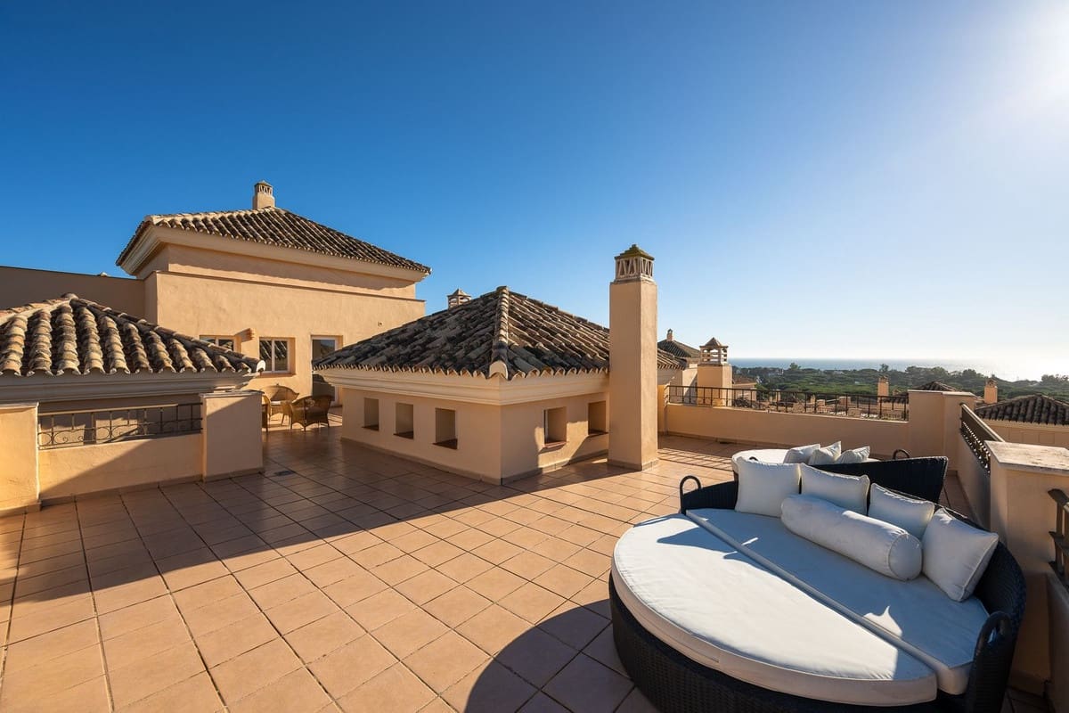 4 quarto Penthouse para venda em Elviria com piscina garagem - 1 449 000 € (Ref: 9540555)
