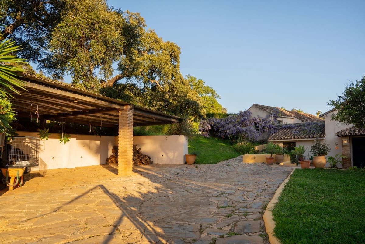 4 chambre Finca/Maison de Campagne à vendre à Casares - 1 450 000 € (Ref: 9540556)
