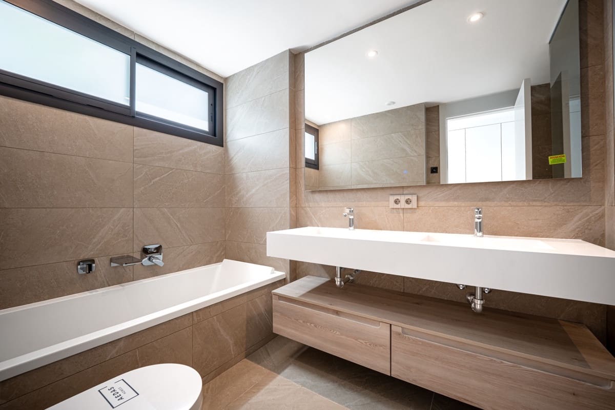 2 sovrum Takvåning till salu i Marbella med pool - 1 495 000 € (Ref: 9540557)