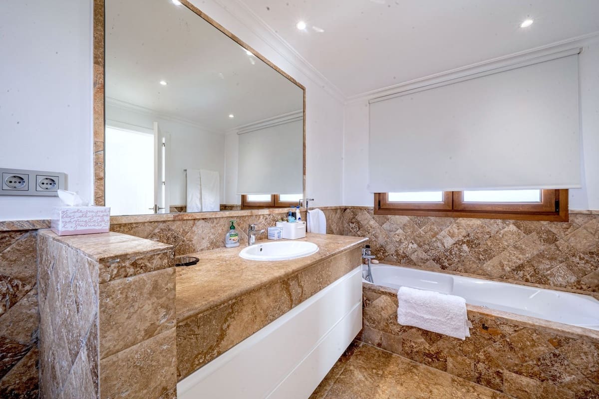 3 quarto Penthouse para venda em El Paraiso com piscina - 1 495 000 € (Ref: 9540558)