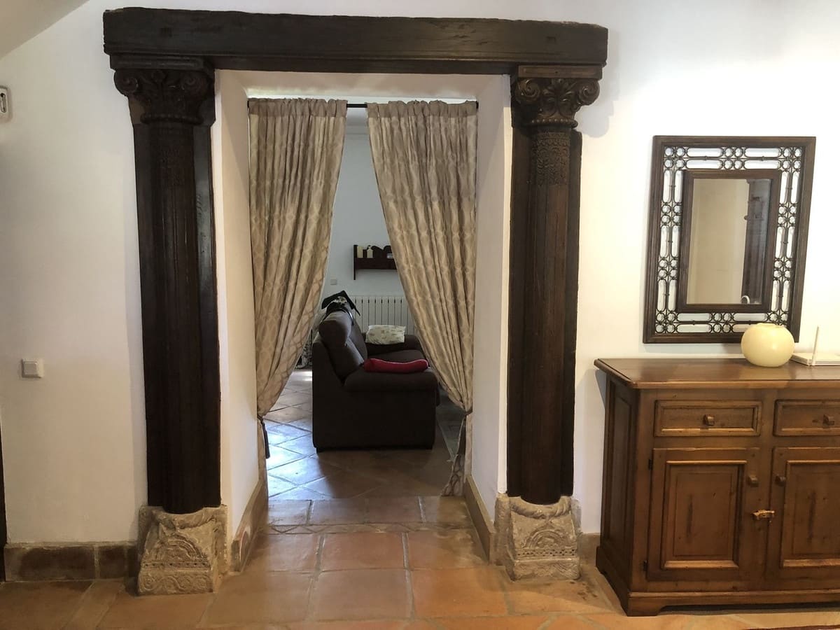 4 quarto Quinta/Casa Rural para venda em Estepona com piscina - 1 495 000 € (Ref: 9540559)