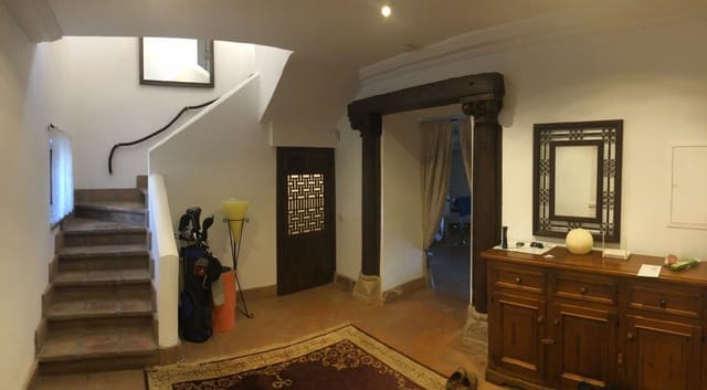 4 soverom Finca/Herregård til salgs i Centro, Estepona med svømmebasseng - € 1 495 000 (Ref: 9540559)