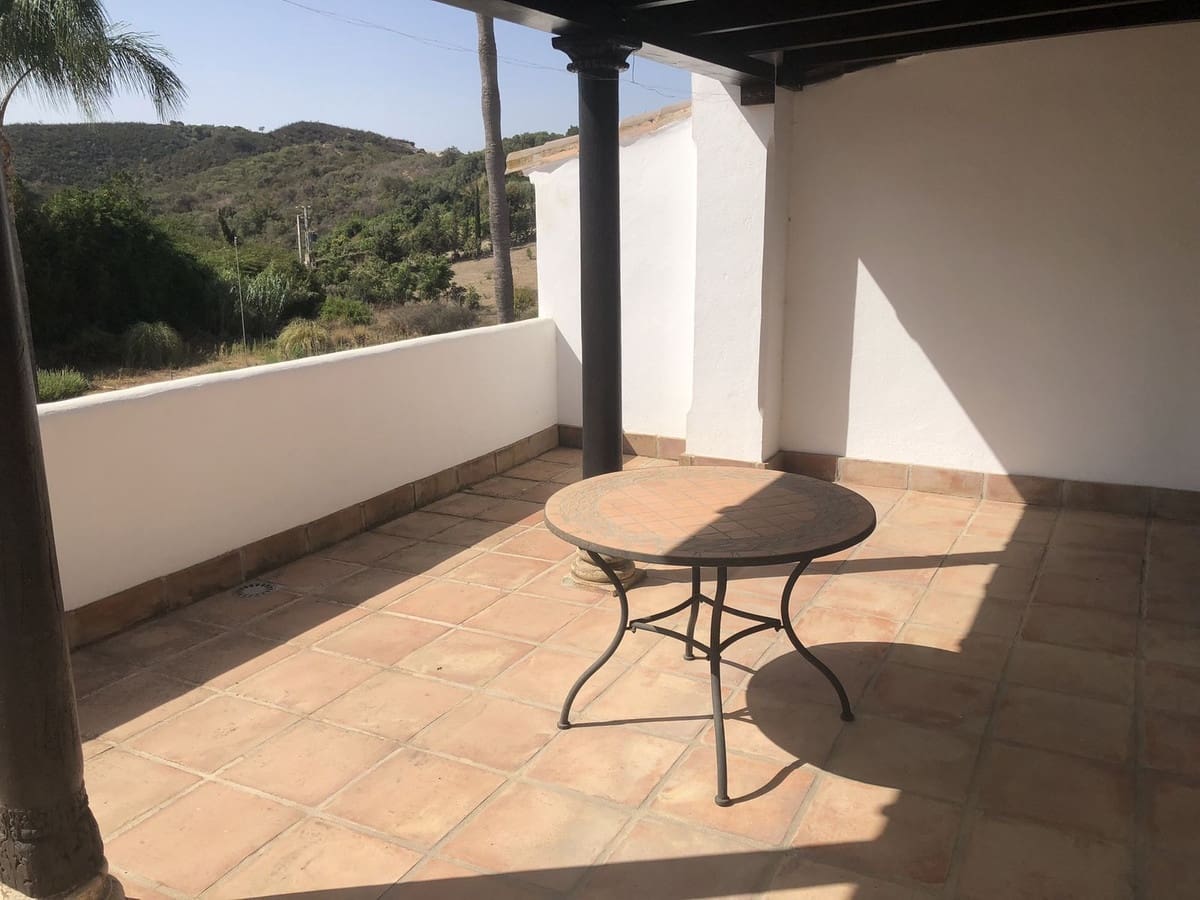 Finca/Casa Rural de 4 habitaciones en Estepona en venta con piscina - 1.495.000 € (Ref: 9540559)