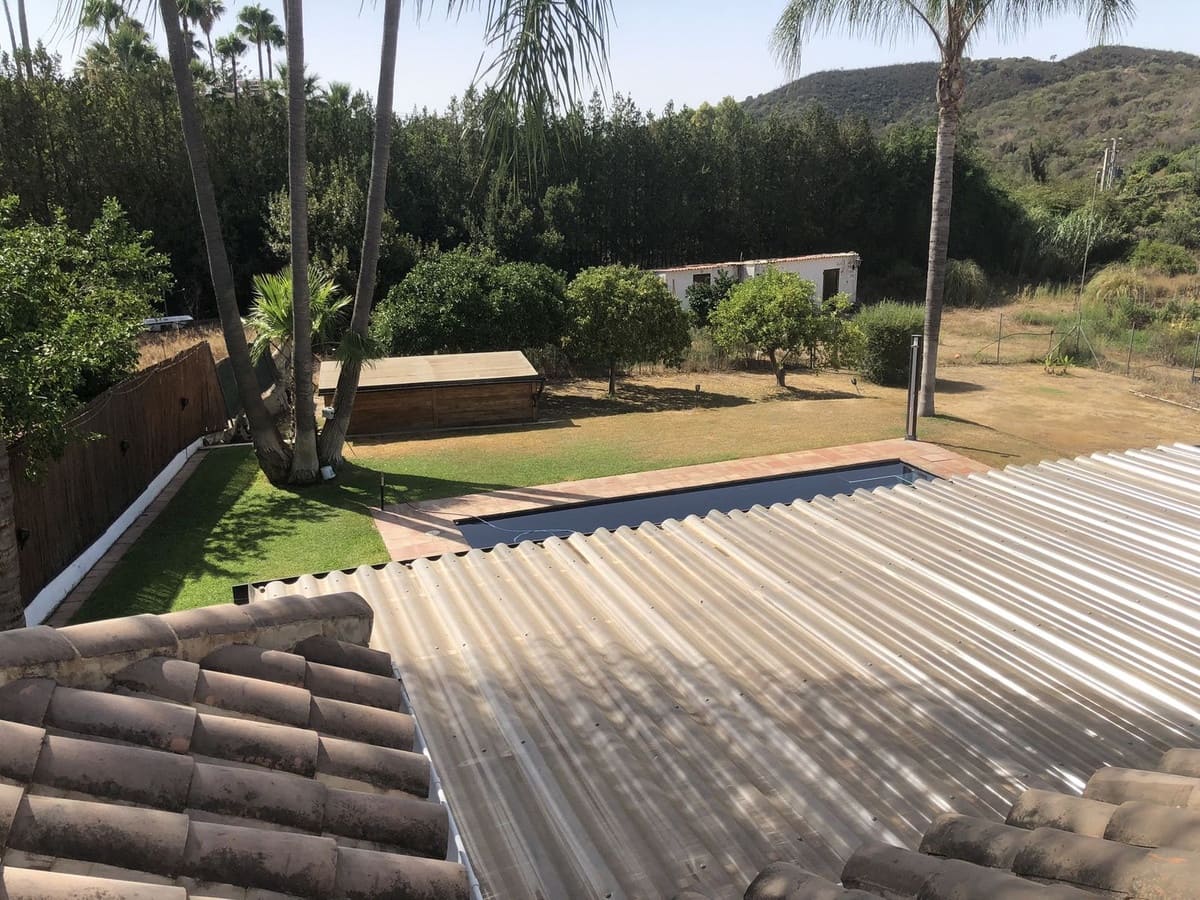 Finca/Casa Rural de 4 habitaciones en Estepona en venta con piscina - 1.495.000 € (Ref: 9540559)