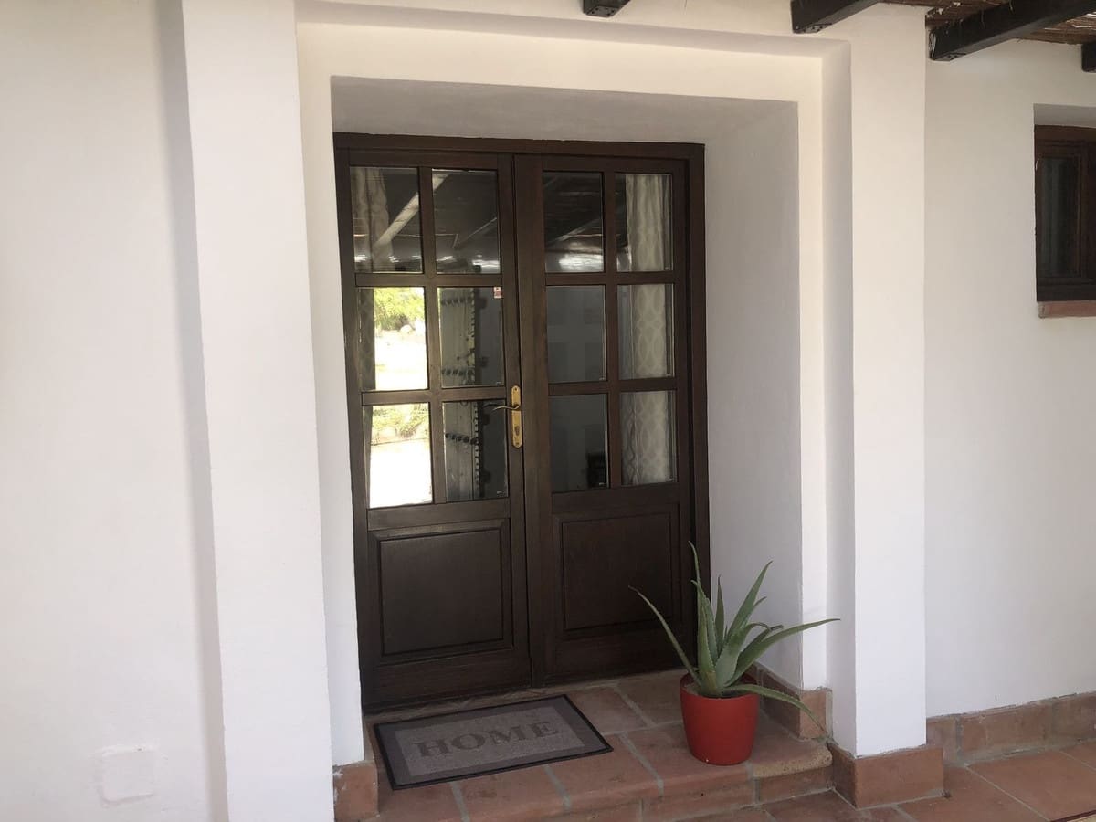 Finca/Casa Rural de 4 habitaciones en Estepona en venta con piscina - 1.495.000 € (Ref: 9540559)
