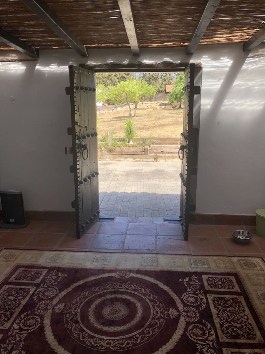 Finca/Casa Rural de 4 habitaciones en Estepona en venta con piscina - 1.495.000 € (Ref: 9540559)