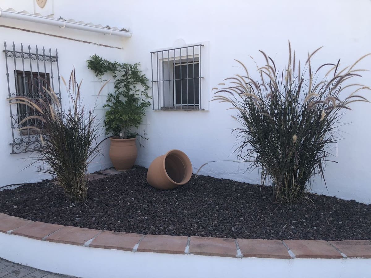 Finca/Casa Rural de 4 habitaciones en Estepona en venta con piscina - 1.495.000 € (Ref: 9540559)