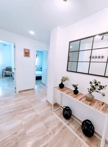 3 bedroom Apartment for sale in San Pedro de Alcántara Pueblo, Marbella with pool garage - € 999,000 (Ref: 9541560)