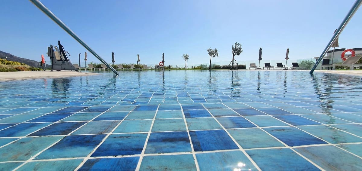 3 chambre Appartement à vendre à La Quinta avec piscine - 1 499 000 € (Ref: 9541562)