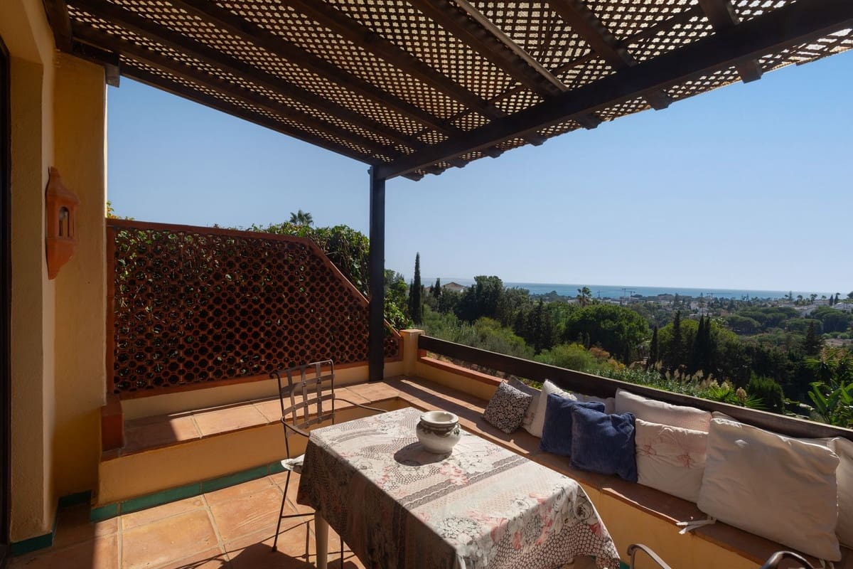 5 slaapkamer Villa te koop in Elviria met zwembad - € 1.495.000 (Ref: 9543800)