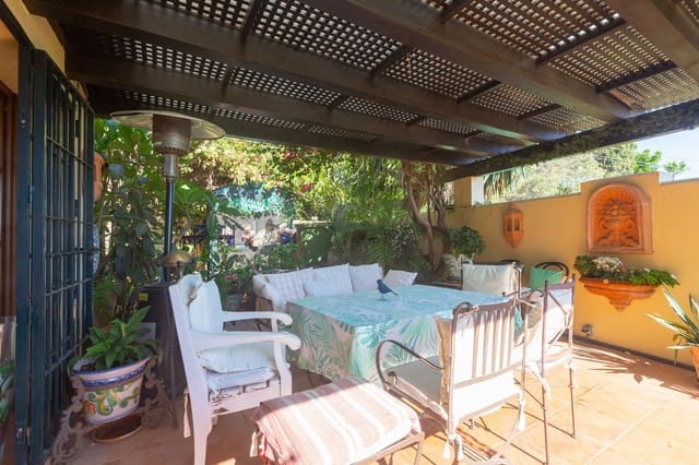 5 slaapkamer Villa te koop in Elviria, Marbella met zwembad - € 1.495.000 (Ref: 9543800)