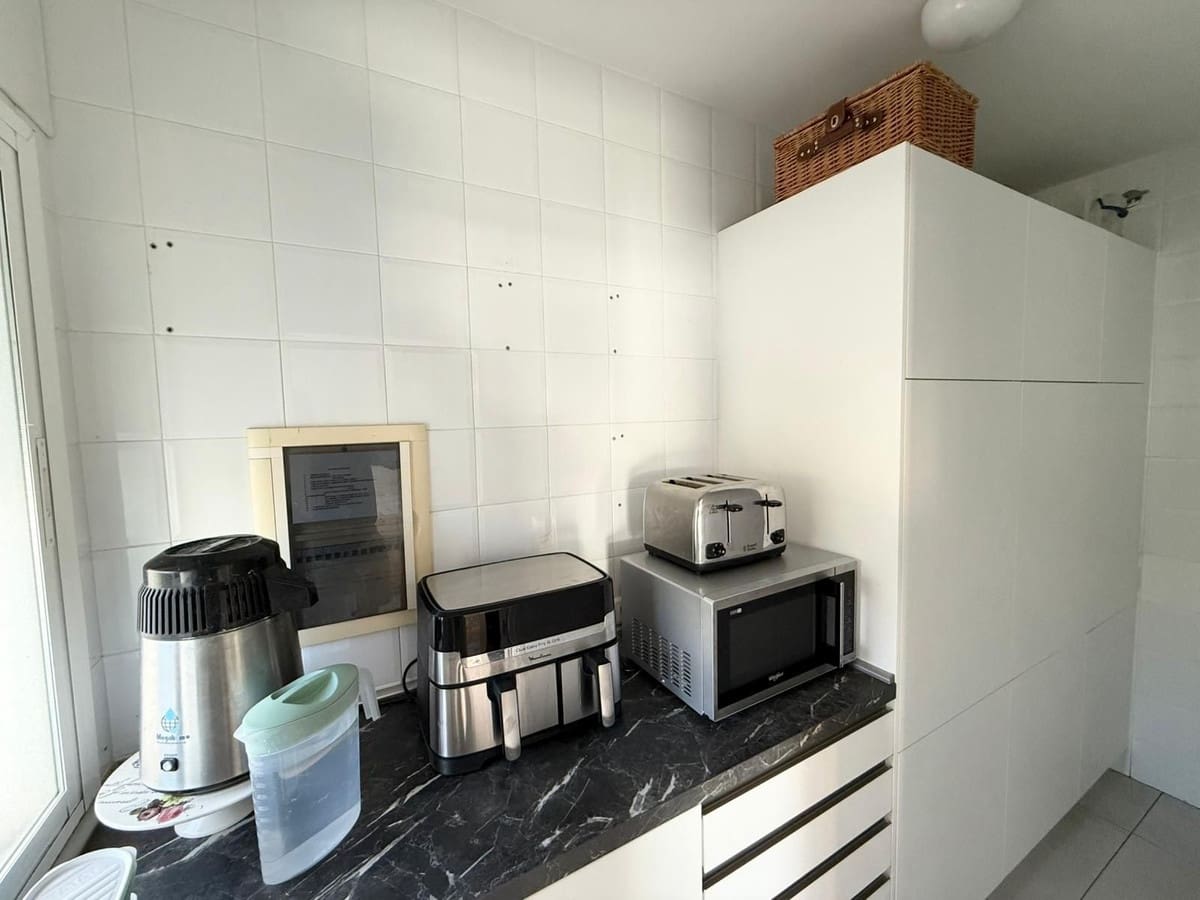 Chalet de 5 habitaciones en Casares en venta con piscina - 749.000 € (Ref: 9548399)