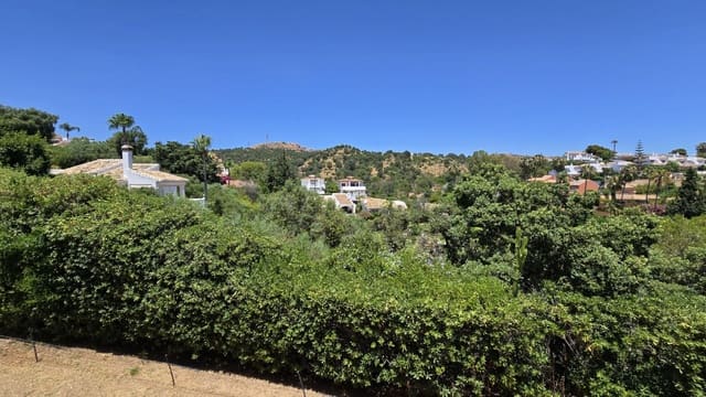 Chalet de 4 habitaciones en Calahonda, Mijas en venta con piscina - 1.239.000 € (Ref: 9548401)