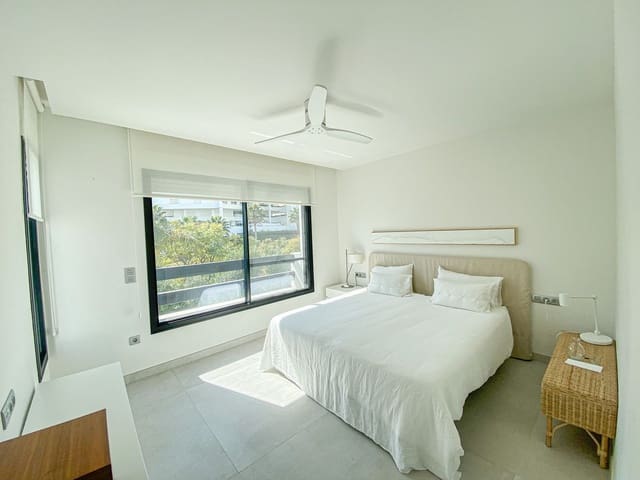 6 makuuhuone Paritalo myytävänä paikassa San Pedro de Alcántara Pueblo, Marbella mukana uima-altaan 
autotalli - 1 395 000 € (Ref: 9548402)