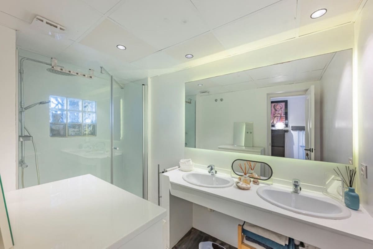 Ático de 3 habitaciones en Atalaya-Isdabe en venta con piscina - 869.000 € (Ref: 9551843)