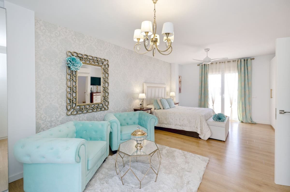 Casa de 5 habitaciones en San Pedro de Alcantara en venta - 885.000 € (Ref: 9551844)