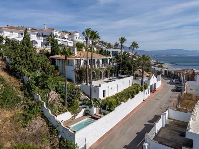 3 quarto Moradia para venda em Manilva Pueblo, Manilva com piscina garagem - 1 285 000 € (Ref: 9556021)