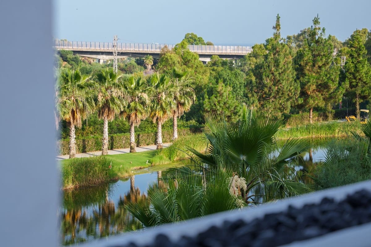 3 slaapkamer Appartement te koop in La Quinta met zwembad - € 740.000 (Ref: 9557960)