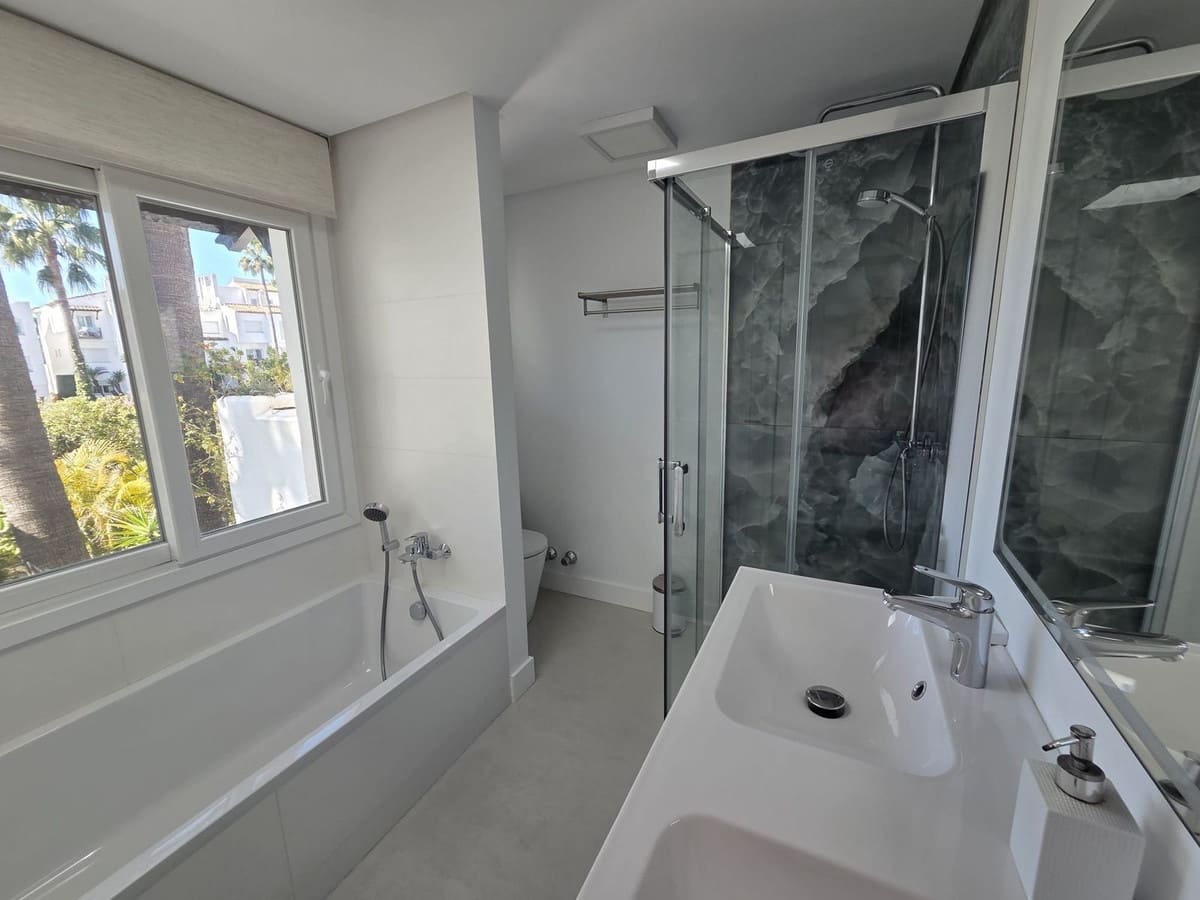 3 bedroom Townhouse for sale in Costalita with pool - € 849,000 (Ref: 9558697)