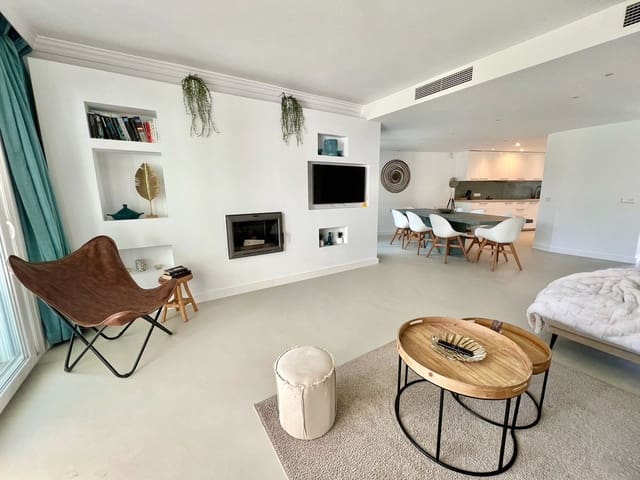 3 soveværelse Byhus til salg i Costalita, Estepona med swimmingpool - € 849.000 (Ref: 9558697)