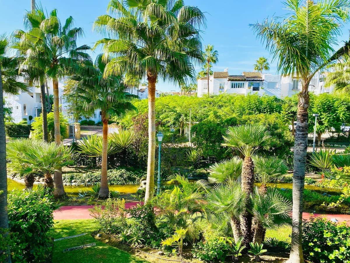 3 bedroom Townhouse for sale in Costalita with pool - € 849,000 (Ref: 9558697)