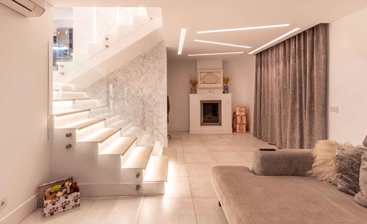 4 Zimmer Haus zu verkaufen in Benahavis mit Pool - 925.000 € (Ref: 9558698)